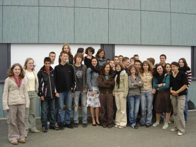                                          ==> VOUS <==